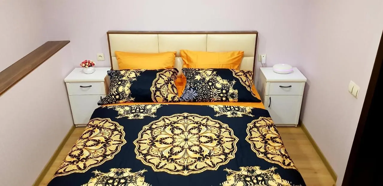 Bright And Cozy Apartment On Aghmashenebeli Avenue Tbiliszi